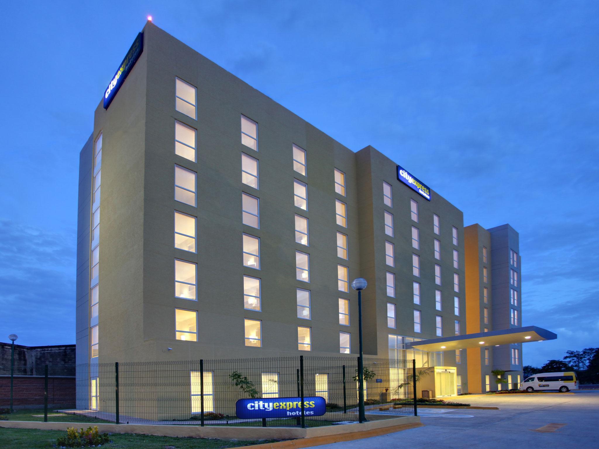 City Express Junior By Marriott Villahermosa Luaran gambar